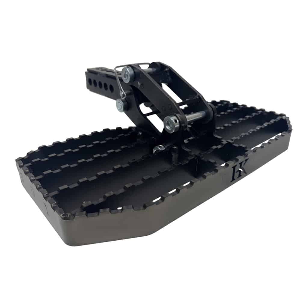 Adjustable hitch step