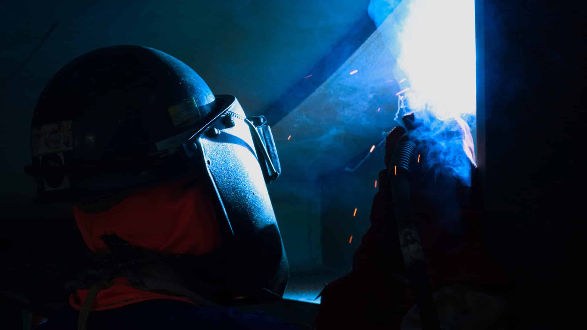 How to Become an Underwater Welder: Training, Certification, and Career Path